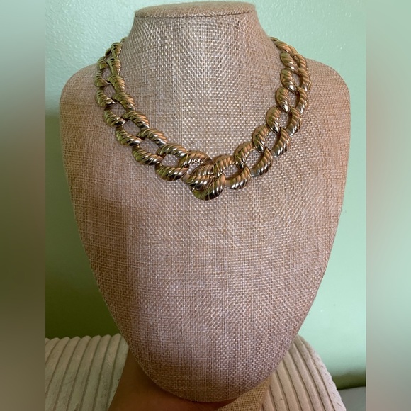 Gold Chunky Chain Necklace - Picture 1 of 6